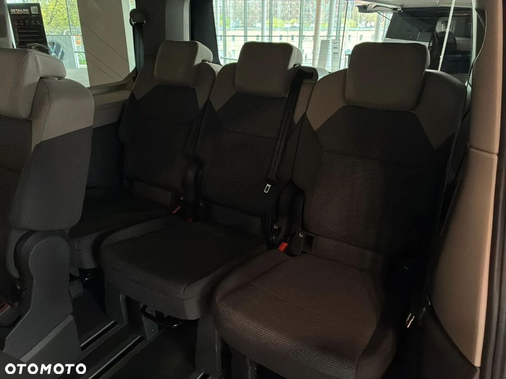 Volkswagen Multivan - 18