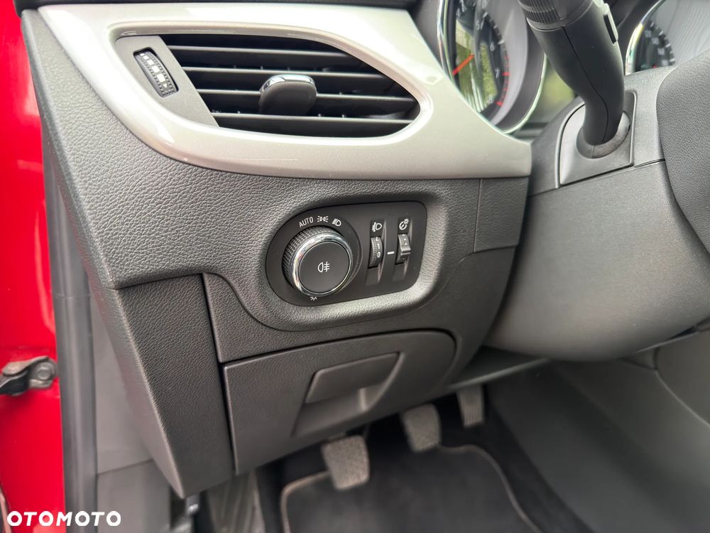 Opel Astra 1.2 Turbo Start/Stop 2020 - 22