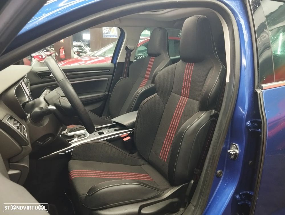 Renault Mégane 1.6 Plug-In R.S. Line - 22