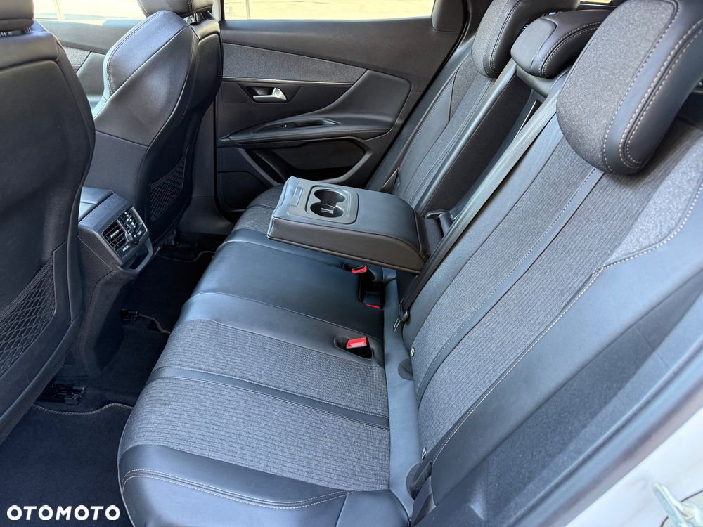 Peugeot 3008 1.5 BlueHDi GT Pack S&S EAT8 - 20