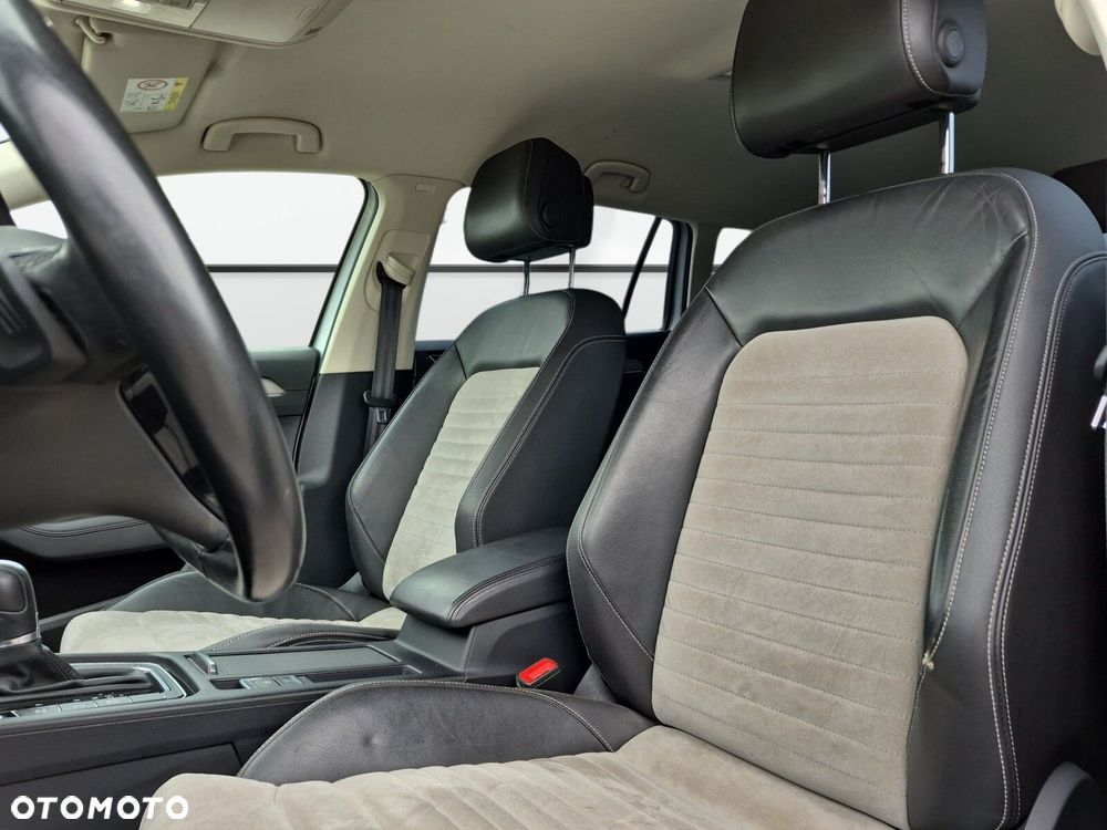 Volkswagen Passat Variant 1.8 TSI BMT Highline DSG - 13