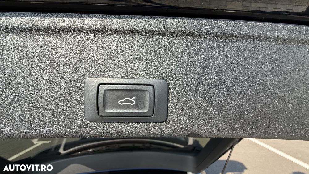 Audi A4 2.0 TDI ultra S tronic - 12