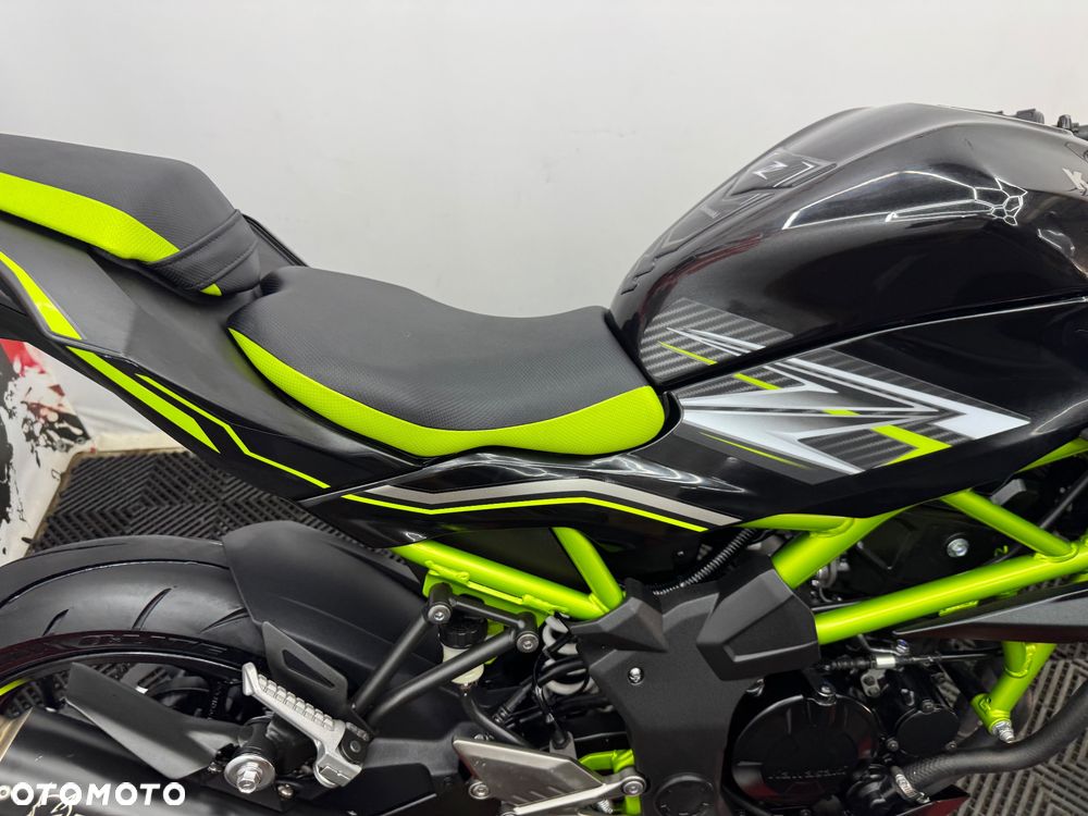 Kawasaki Z - 30