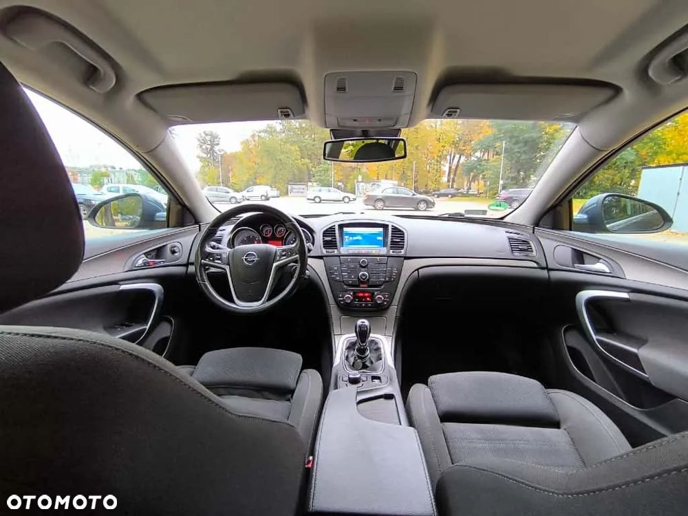 Opel Insignia 2.0 CDTI - 10
