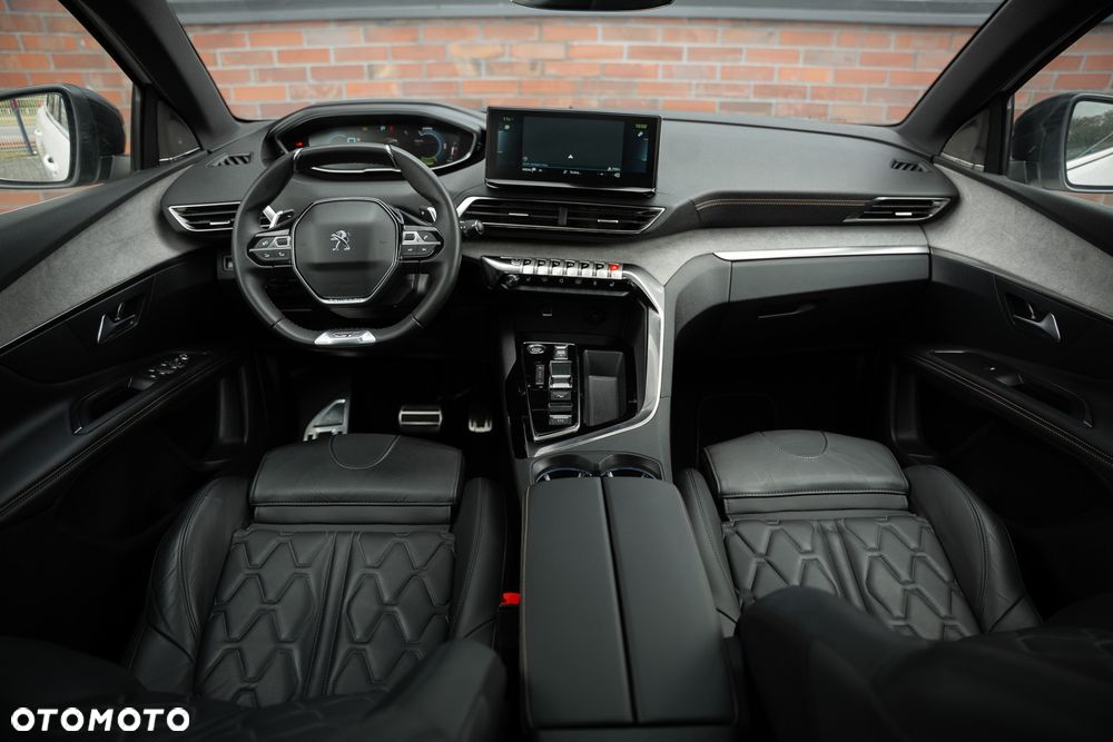 Peugeot 3008 1.6 PureTech HYbrid4 GT S&S EAT8 - 5