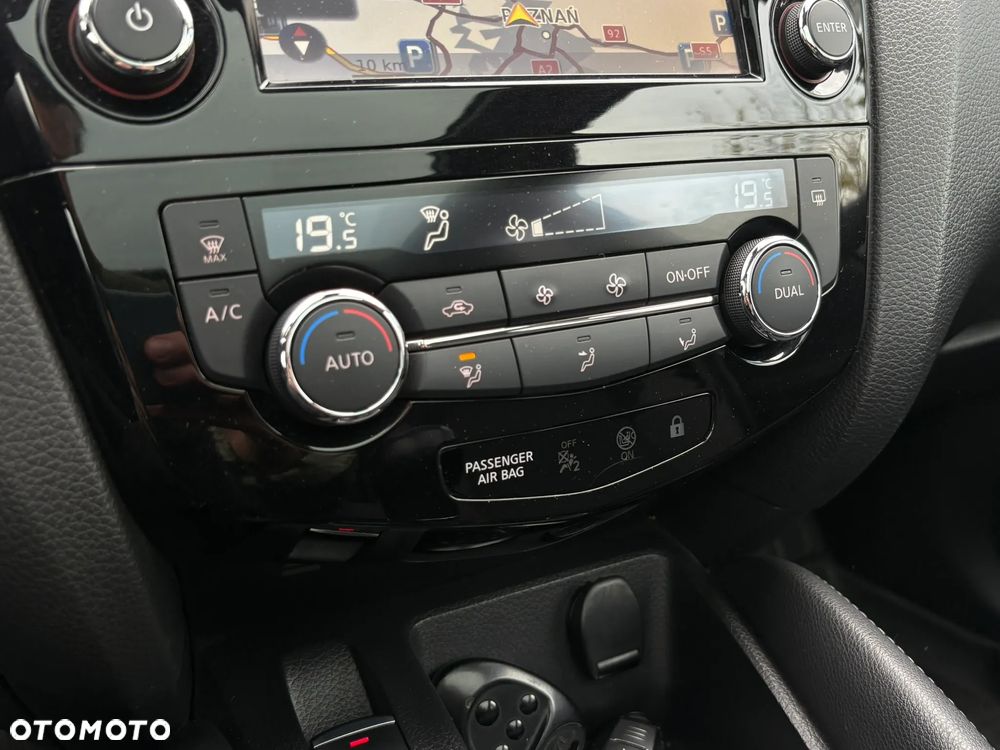 Nissan Qashqai 1.2 DIG-T N-Connecta - 17