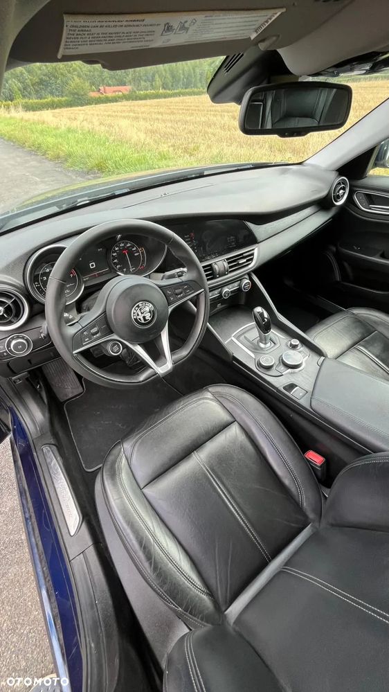 Alfa Romeo Giulia 2.0 Turbo 16V AT8-Q4 Sprint - 7