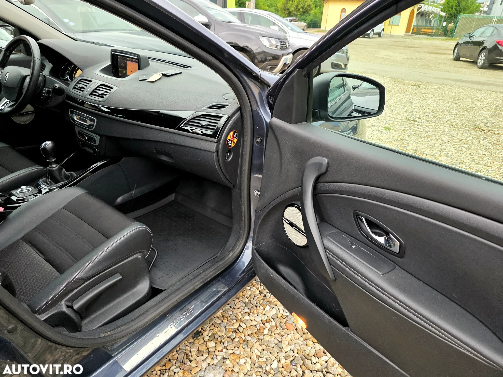 Renault Megane ENERGY dCi 110 Start & Stop Bose Edition - 13