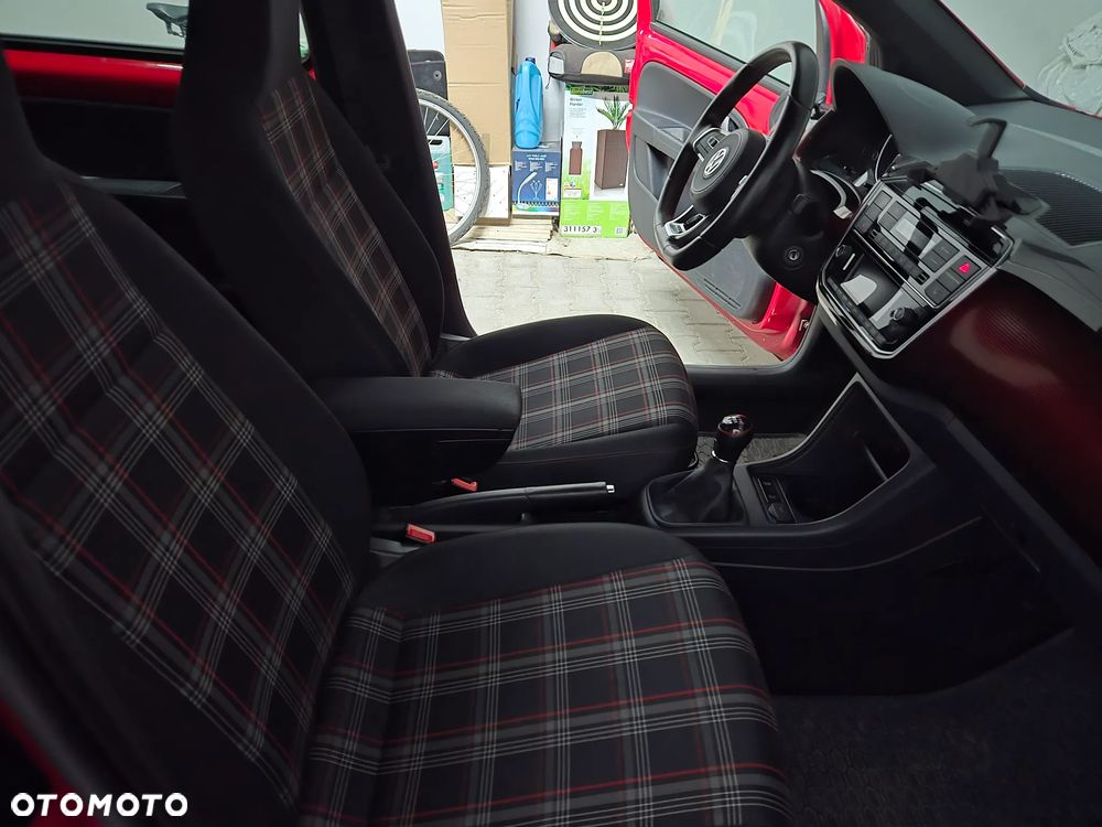 Volkswagen up! - 29