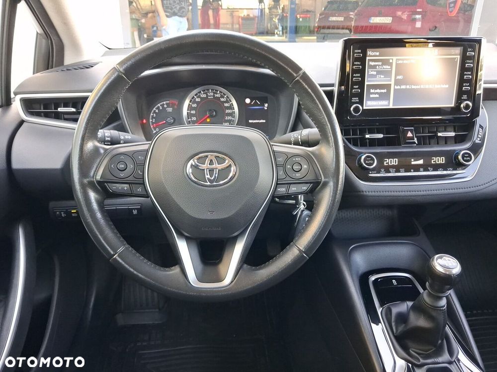 Toyota Corolla - 17