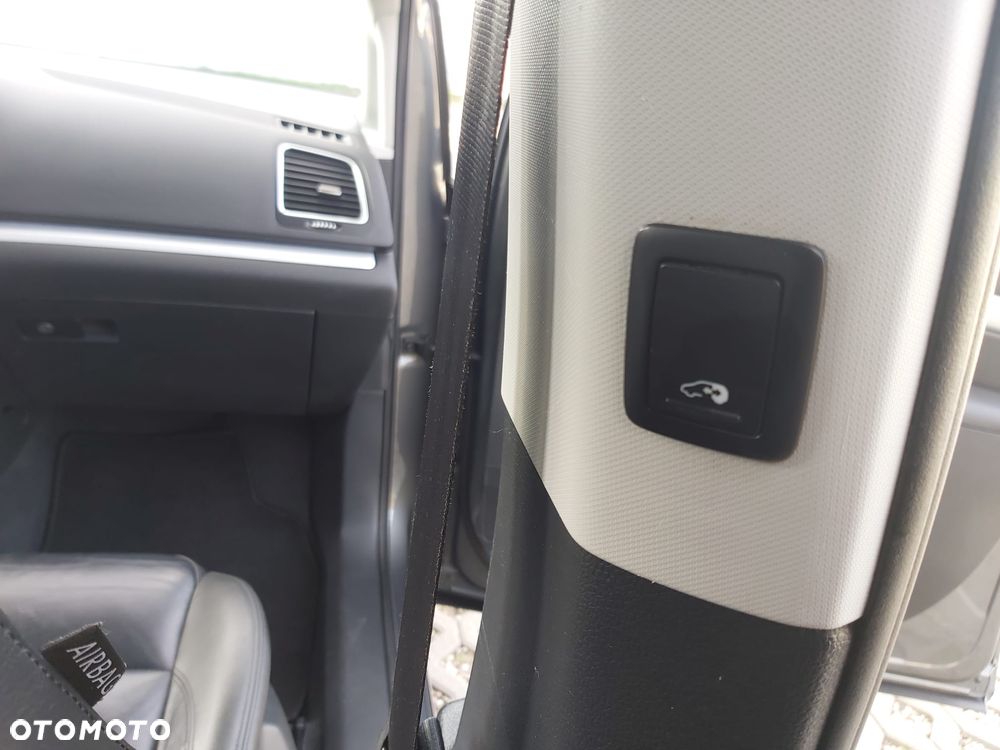 Volkswagen Sharan 2.0 TDI DPF Highline - 19