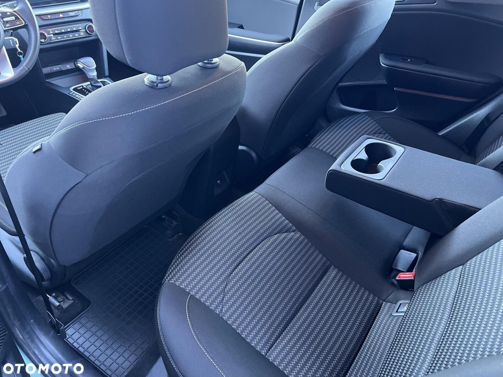 Kia XCeed - 23
