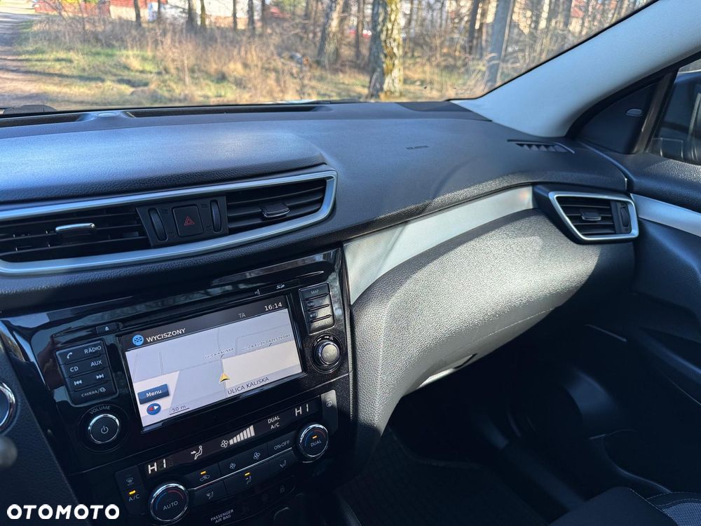 Nissan Qashqai 1.5 dCi N-Connecta - 15