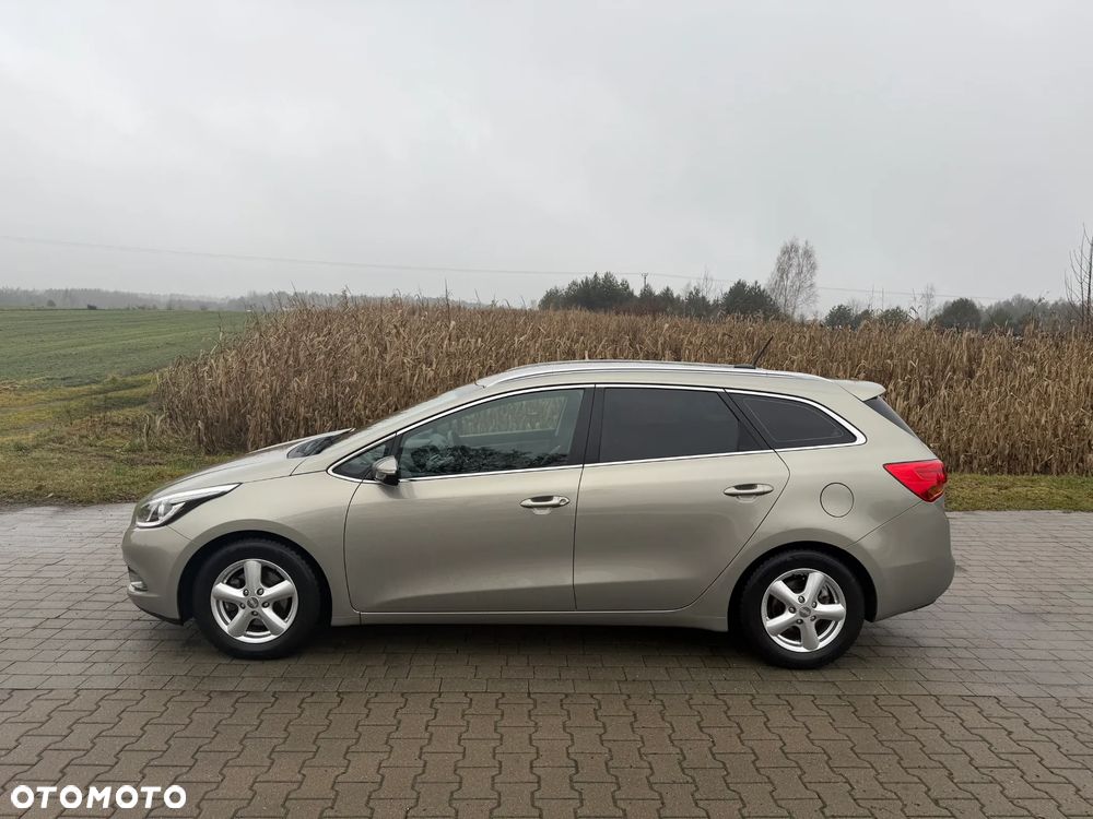 Kia Ceed 1.6 GDI Platinum Edition - 2
