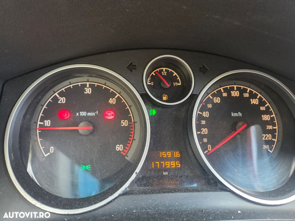 Opel Zafira - 4