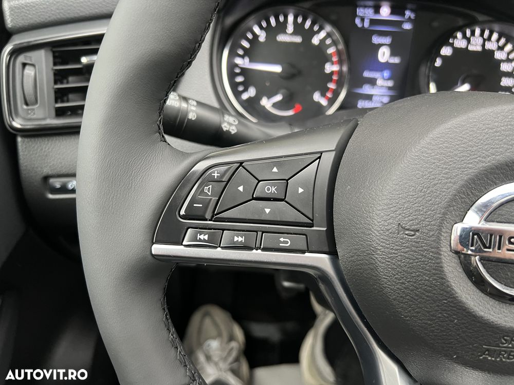 Nissan X-Trail 1.7 dCi N-Connecta - 17