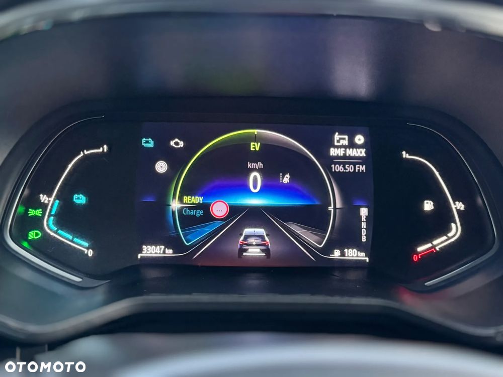 Renault Clio - 11