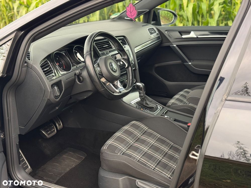 Volkswagen Golf 2.0 TDI BMT GTD DSG - 25