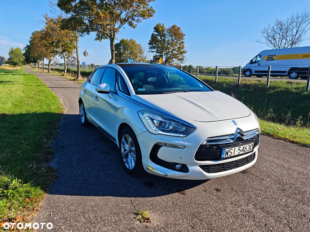 Citroën DS5 BlueHDi 120 Chic - 1