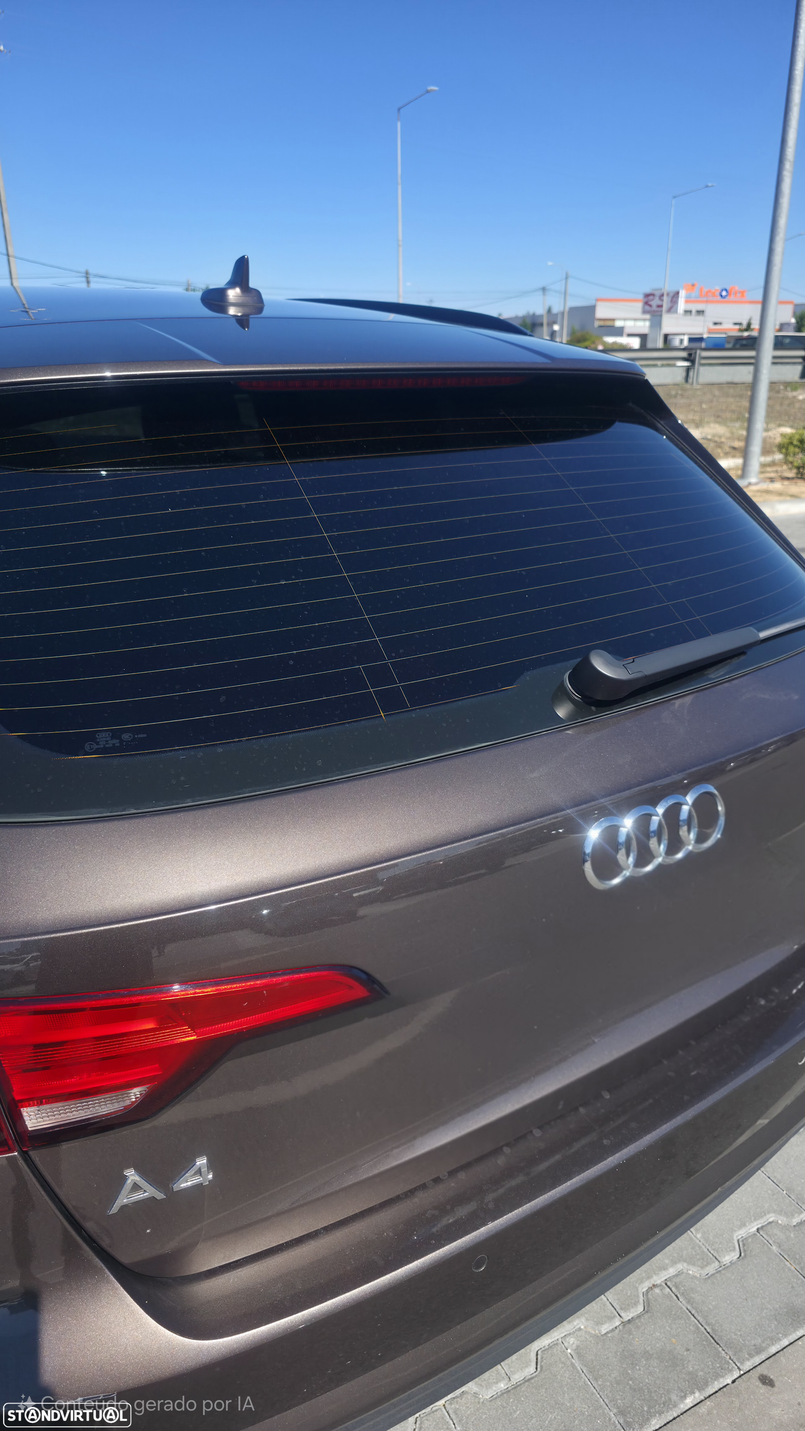 Audi A4 Avant 2.0 TDI Advance S tronic - 29