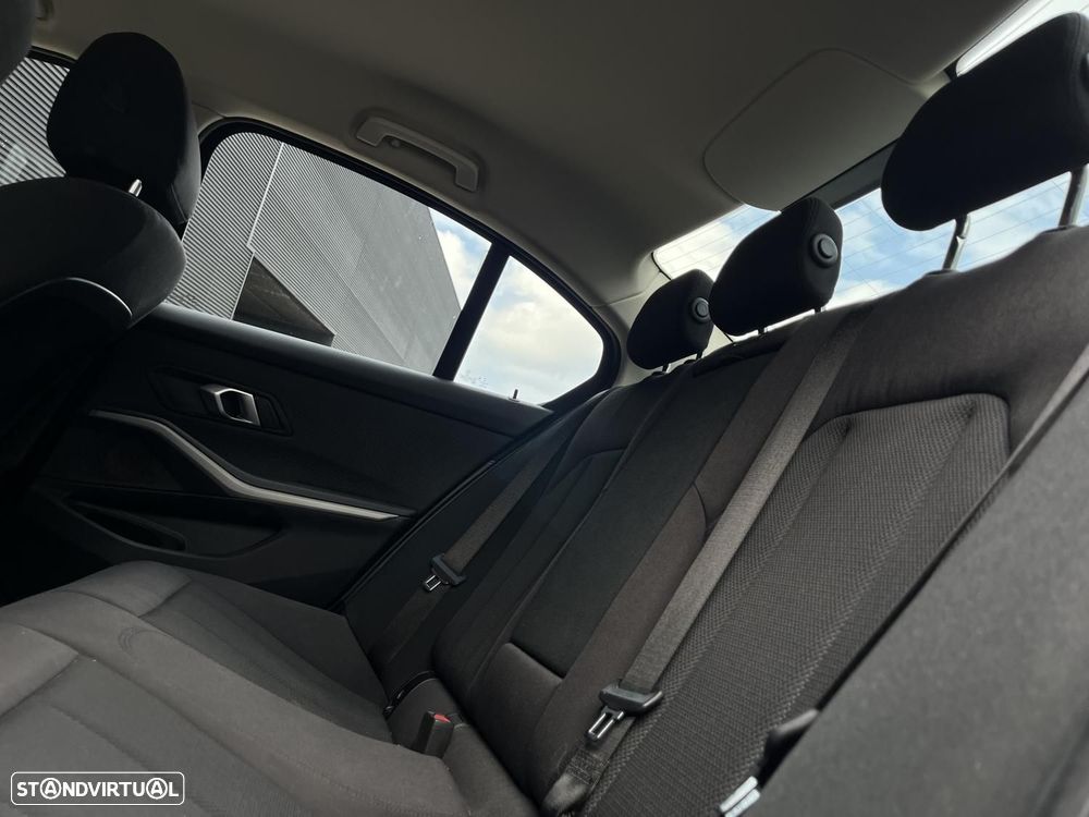 BMW 330 e Corporate Edition Auto - 9