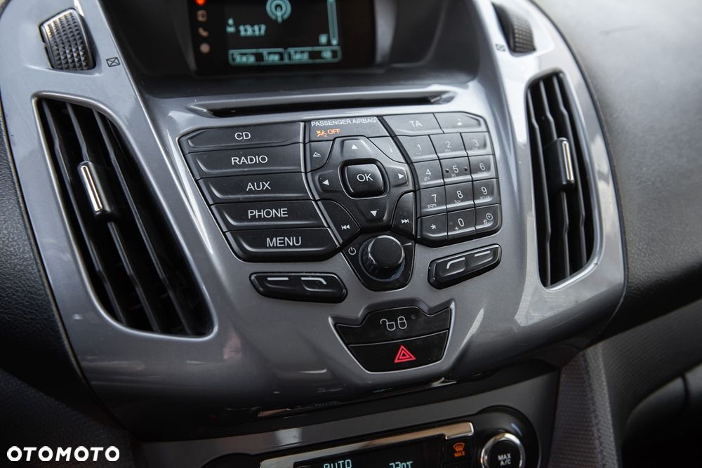 Ford Tourneo Connect - 17