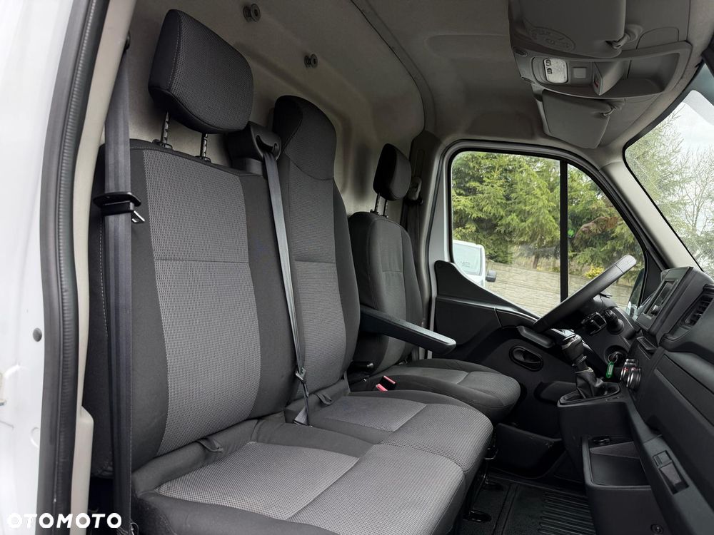 Renault Master - 11