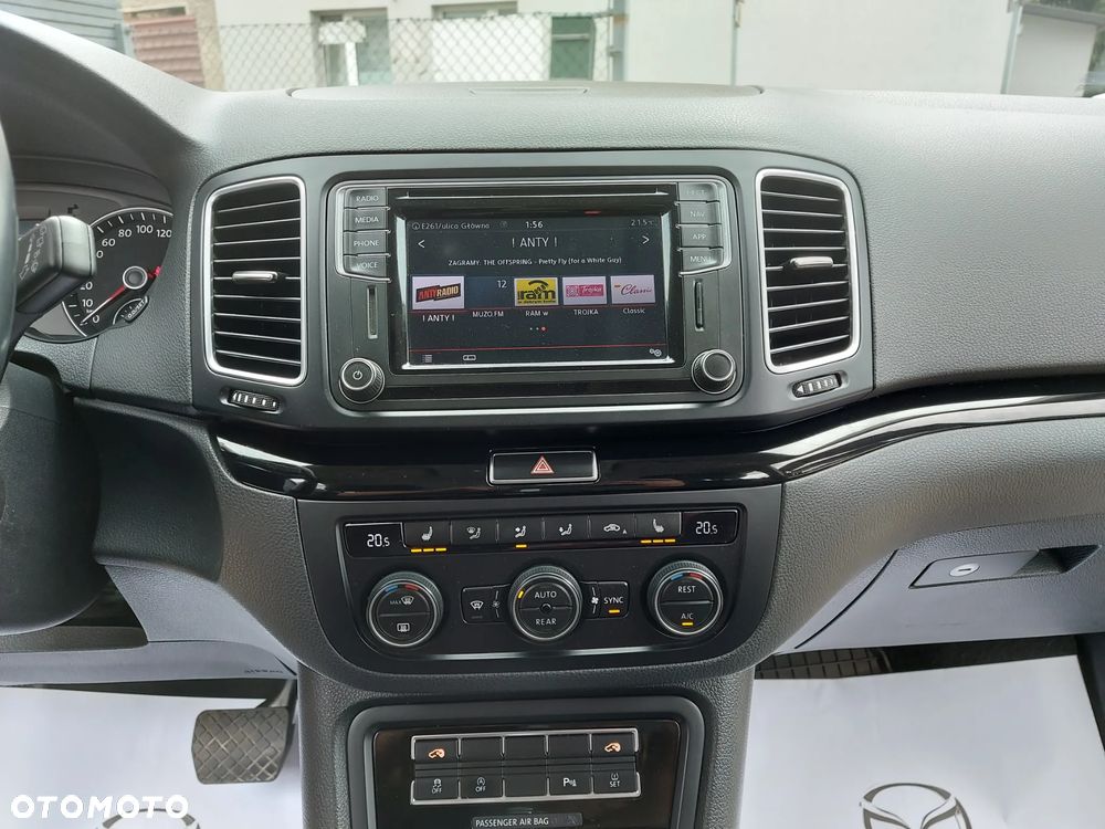 Volkswagen Sharan - 22