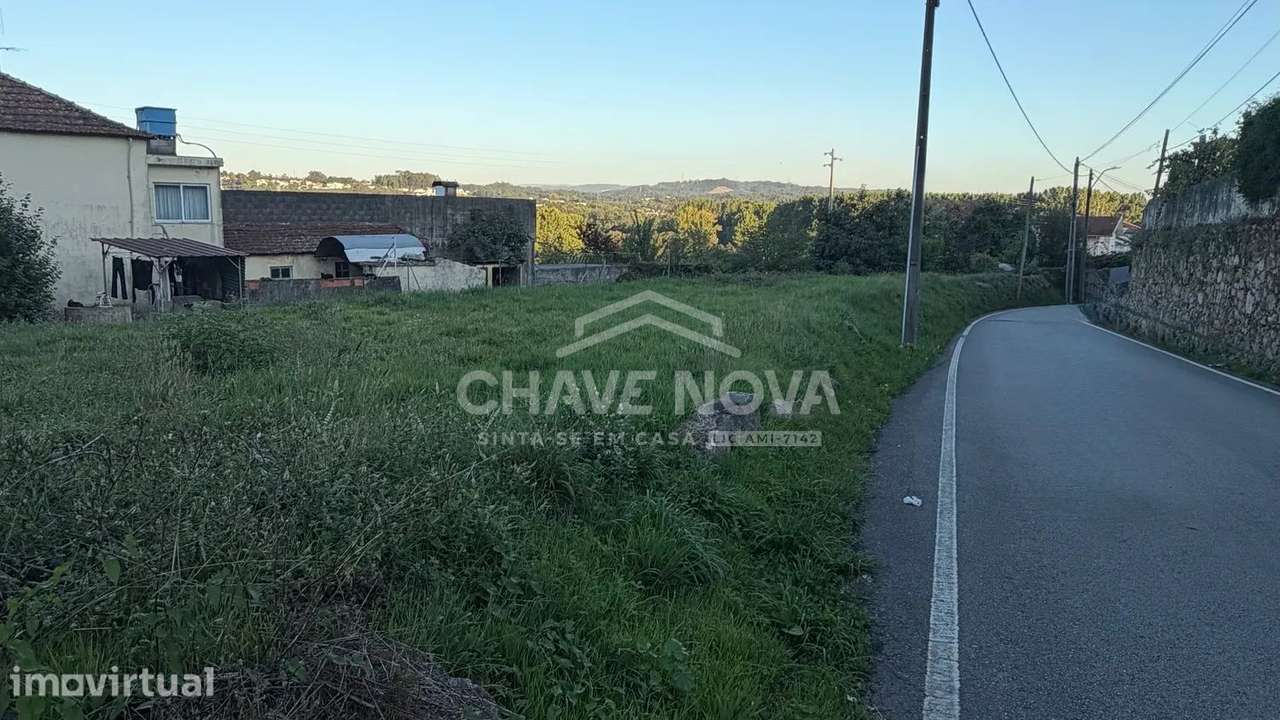 Terreno Urbano em Stª Maria da Feira - Grande imagem: 3/8