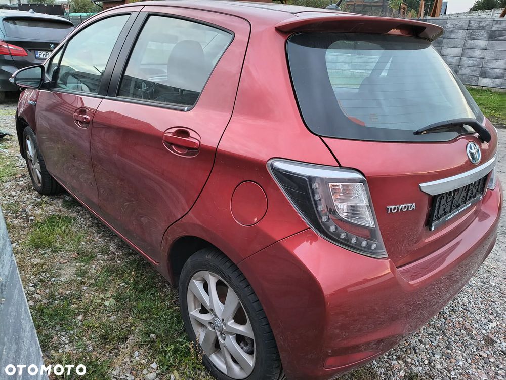 Toyota Yaris 1.5 VVT-i Comfort mit Design Paket - 3