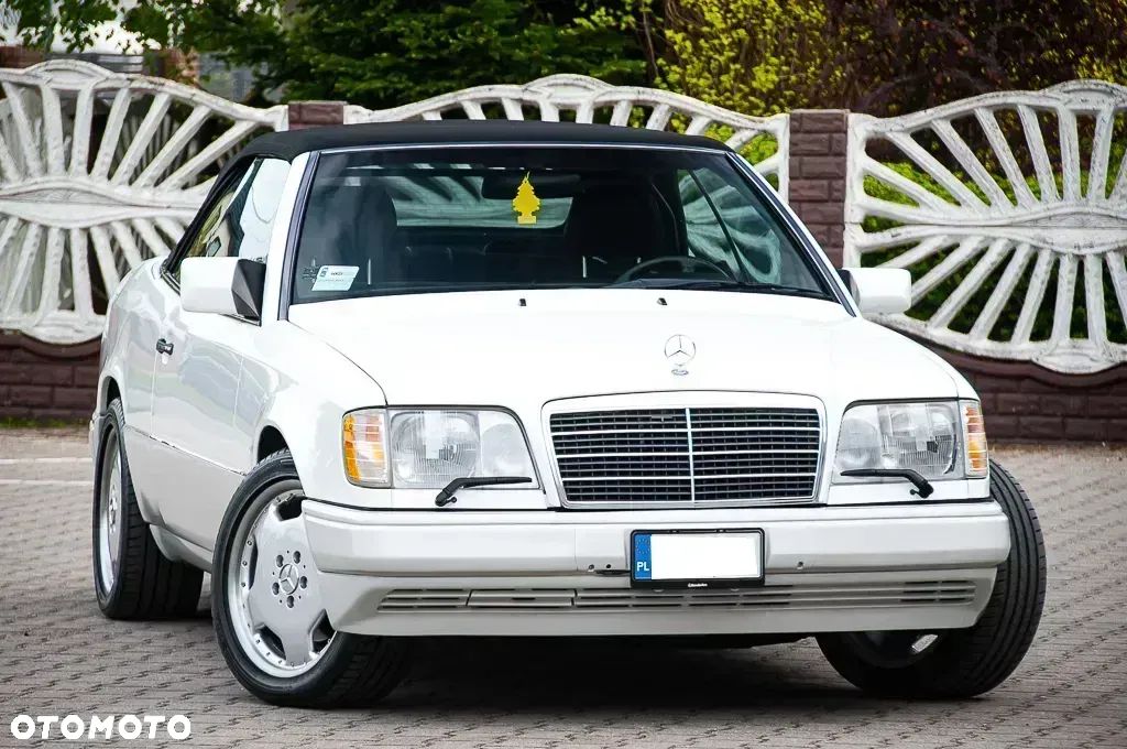 Mercedes-Benz Klasa E 320 - 1