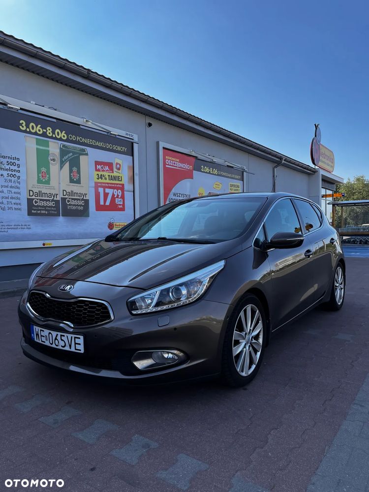 Kia Ceed Cee'd 1.6 GDI L DCT - 1