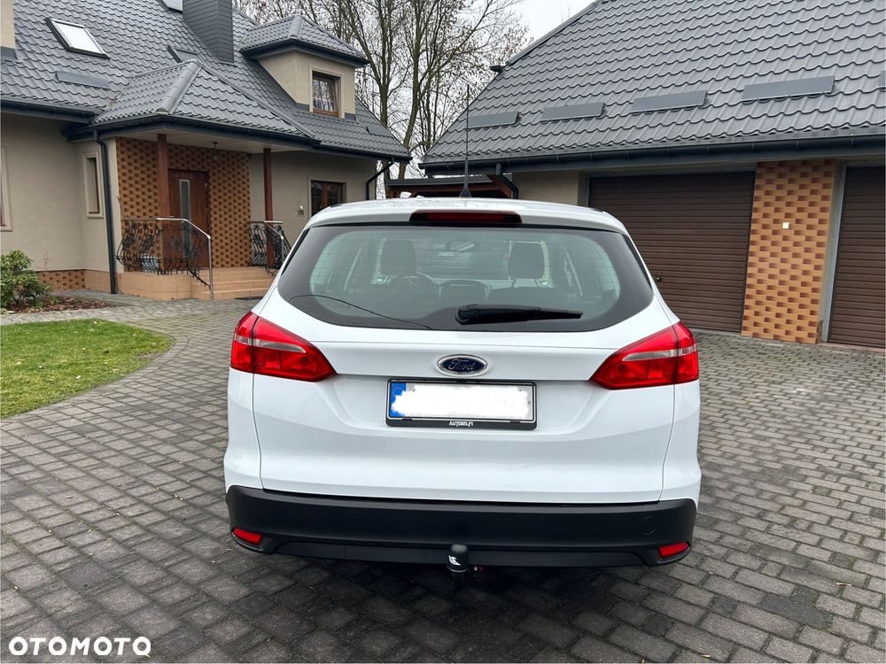Ford Focus 1.5 TDCi DPF Start-Stopp-System Business - 6