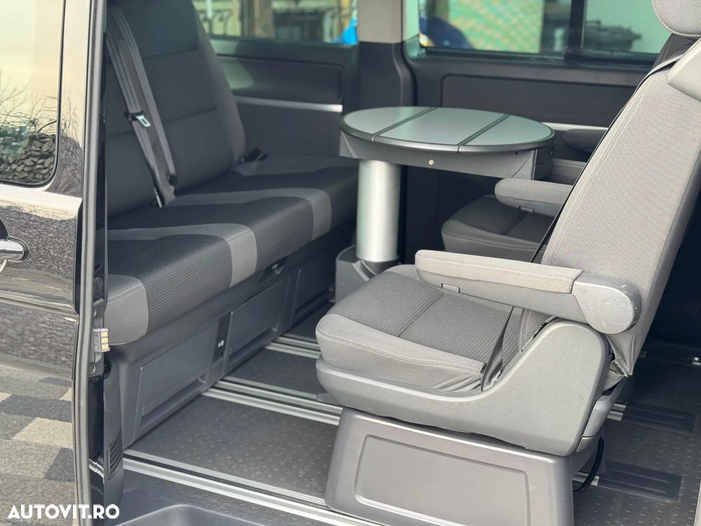 Volkswagen Multivan - 15
