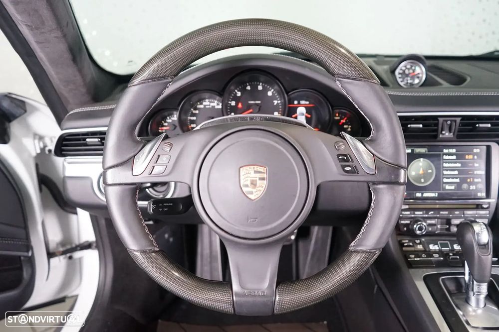 Porsche 911 (991) - 21