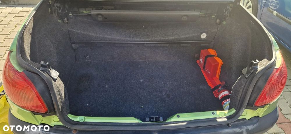 Peugeot 206 CC 2.0 - 20