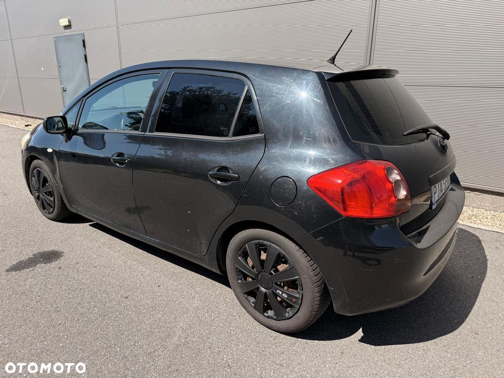 Toyota Auris 1.6 2010 - 12