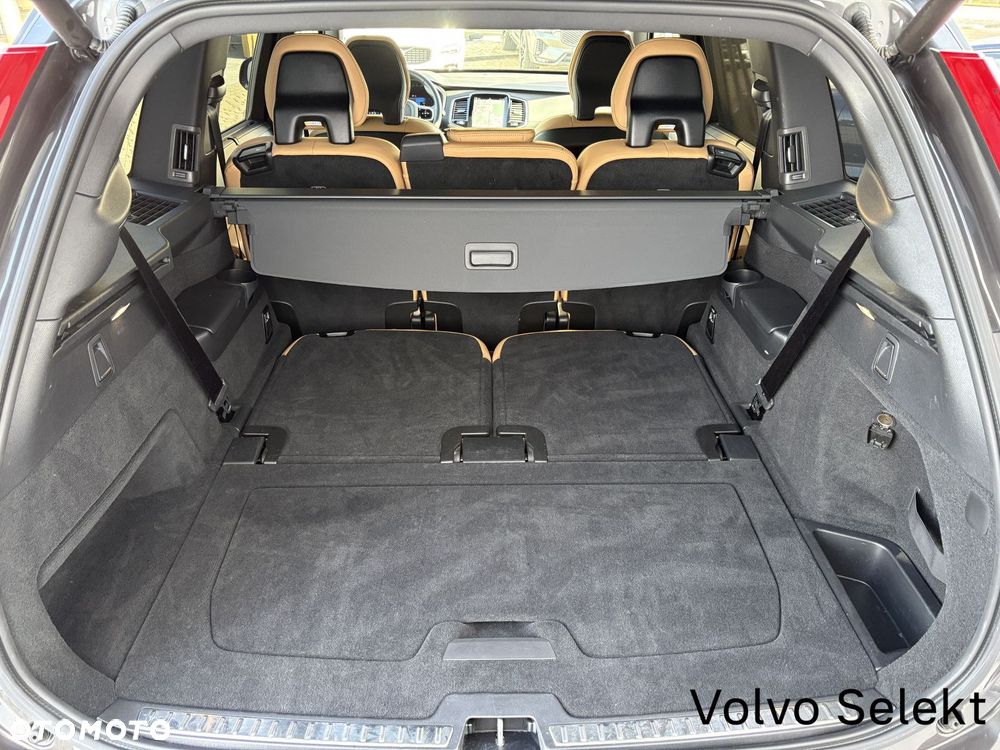 Volvo XC 90 - 26