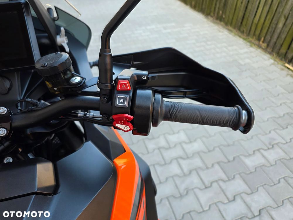 KTM Super Adventure - 16