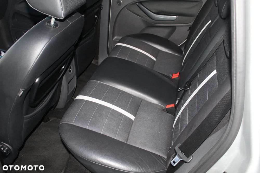 Ford Kuga 2.0 TDCi 4x4 Trend - 11