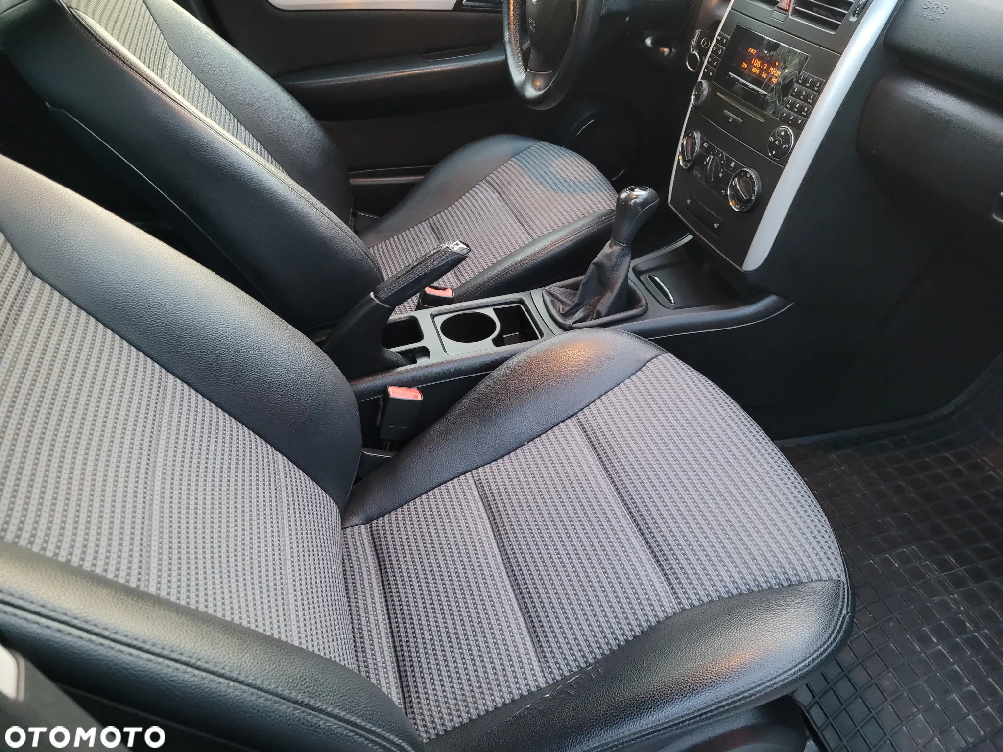 Mercedes-Benz Klasa A 170 Avantgarde - 22