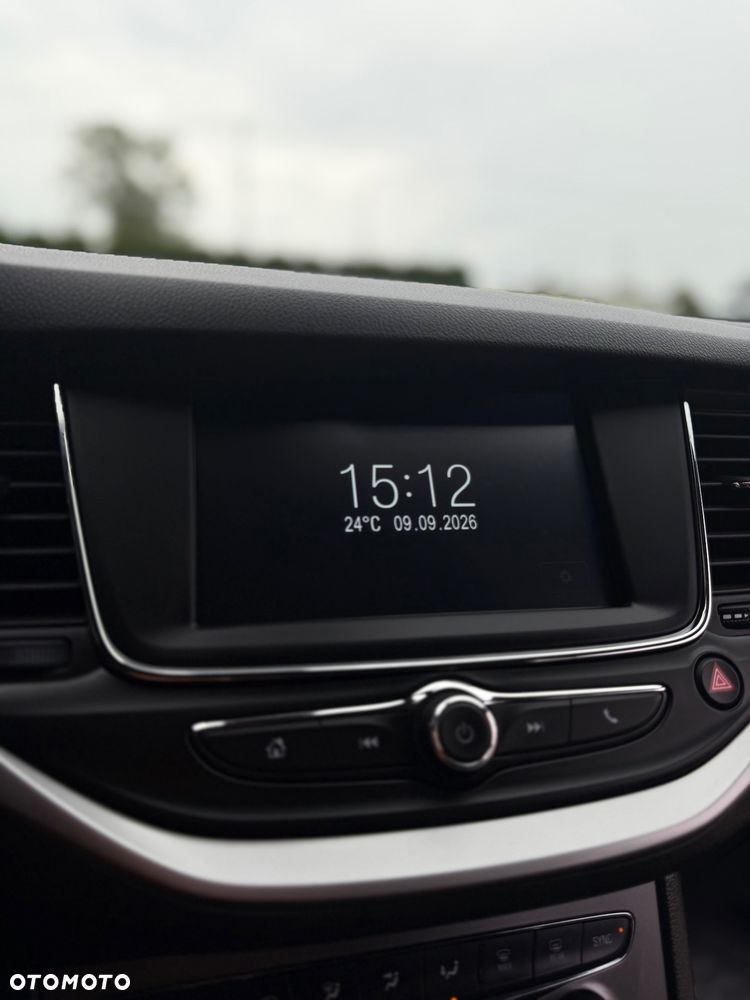 Opel Astra 1.6 CDTI Elite S&S - 24