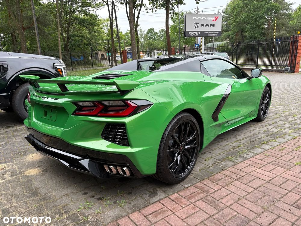 Chevrolet Corvette - 8
