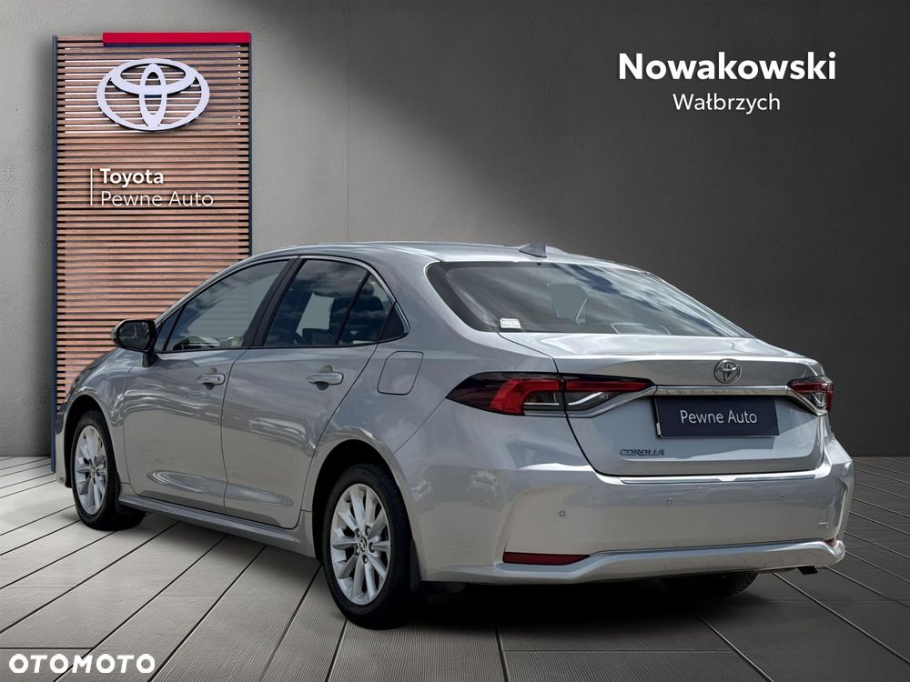Toyota Corolla - 5