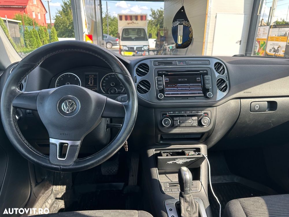 Volkswagen Tiguan - 6