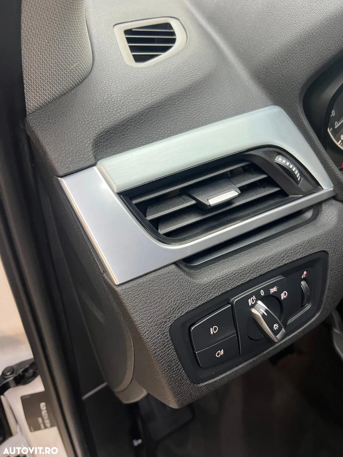 BMW X1 sDrive20i AT M Sport - 6