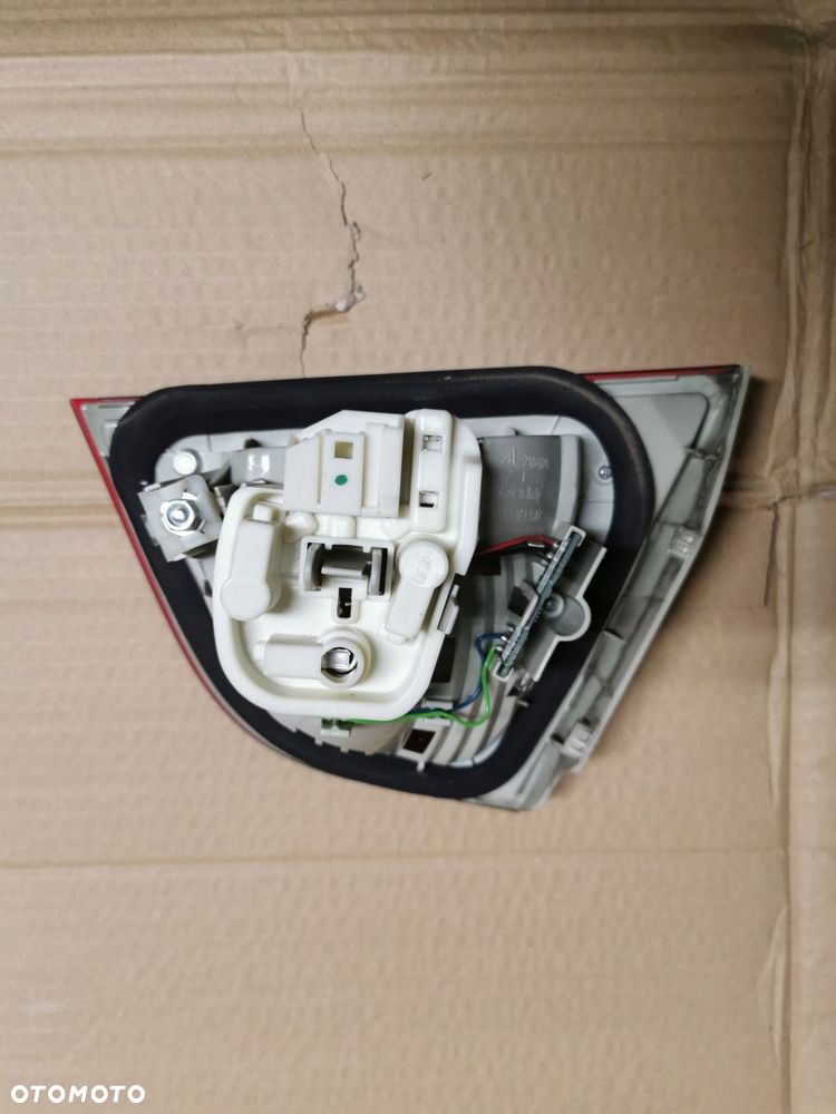 Lampa tylna lewa BMW E90 Lift - 2