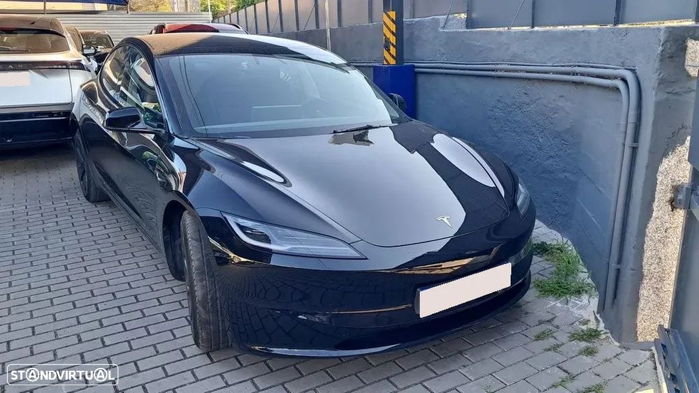 Tesla Model 3 Standard Range Plus RWD - 1