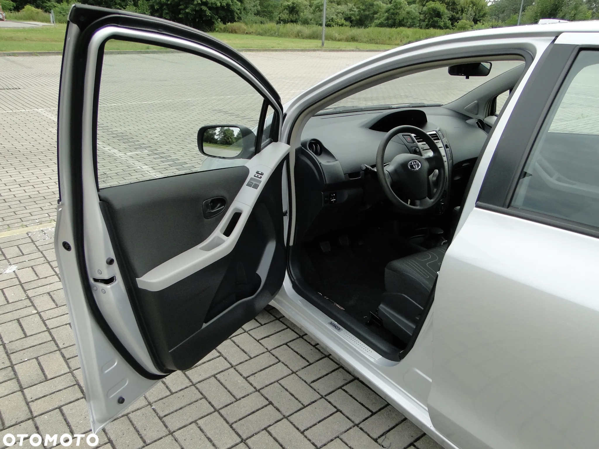 Toyota Yaris - 13