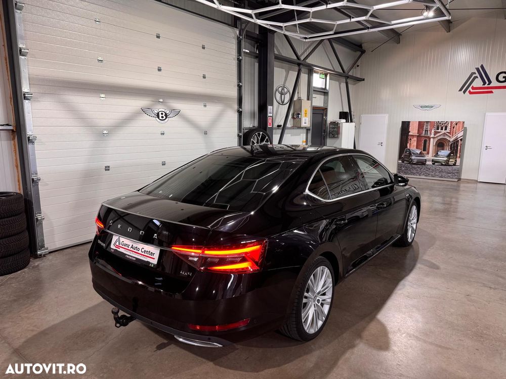 Skoda Superb 2.0 TDI 4X4 DSG Laurin & Klement - 36